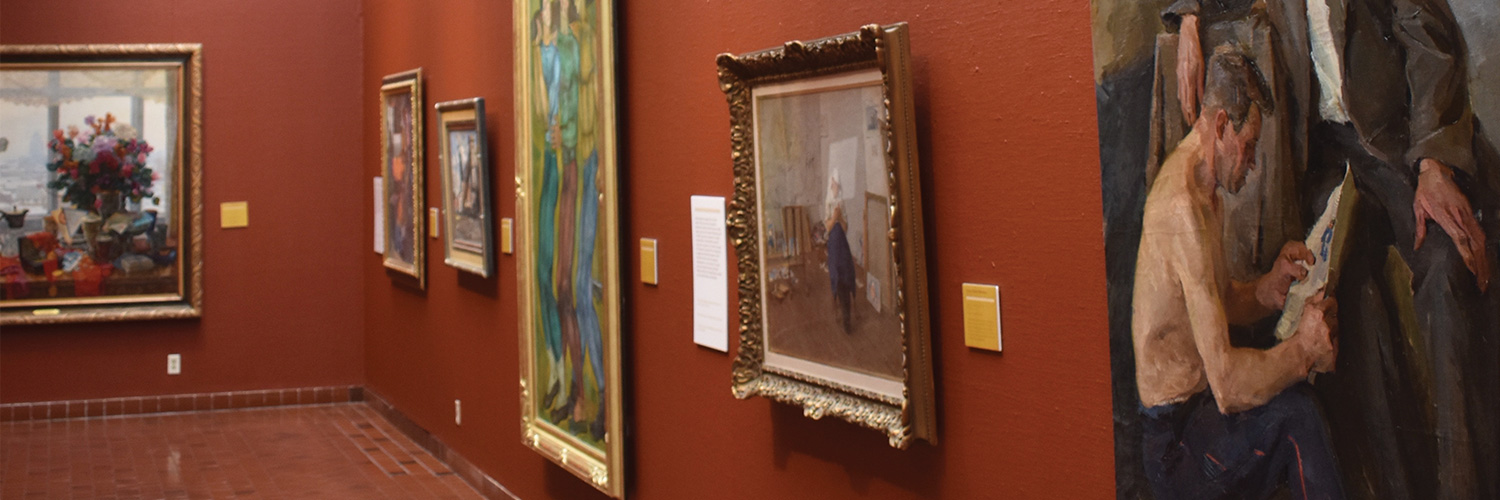 Photos de plusieurs tableaux prises dans un musée