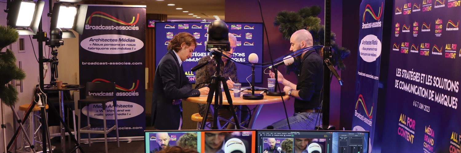 Arnaud Bour, dirigeant de la société Einden en train d'être interviewé lors du salon All For Content par l'entreprise Broadcast assosciés