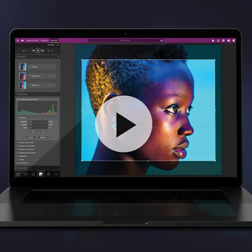 Photo d'un macbook qui présente l'interface d'Ephoto Dam. Sur l'image, il a un player en plein milieu
