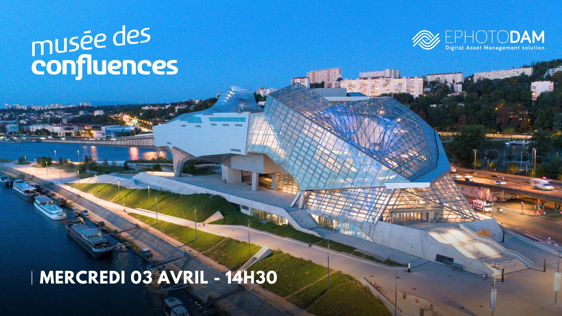 Photo prise au dessus du Musée des confluences à Lyon avec le logo du musée et celui d'Ephoto Dam.