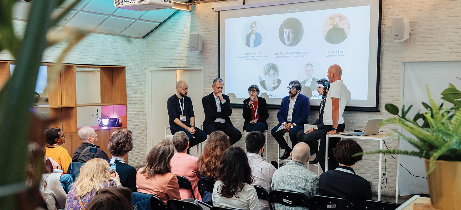 Photo de 6 speakers pendant la conférence Ephoto Event 2024