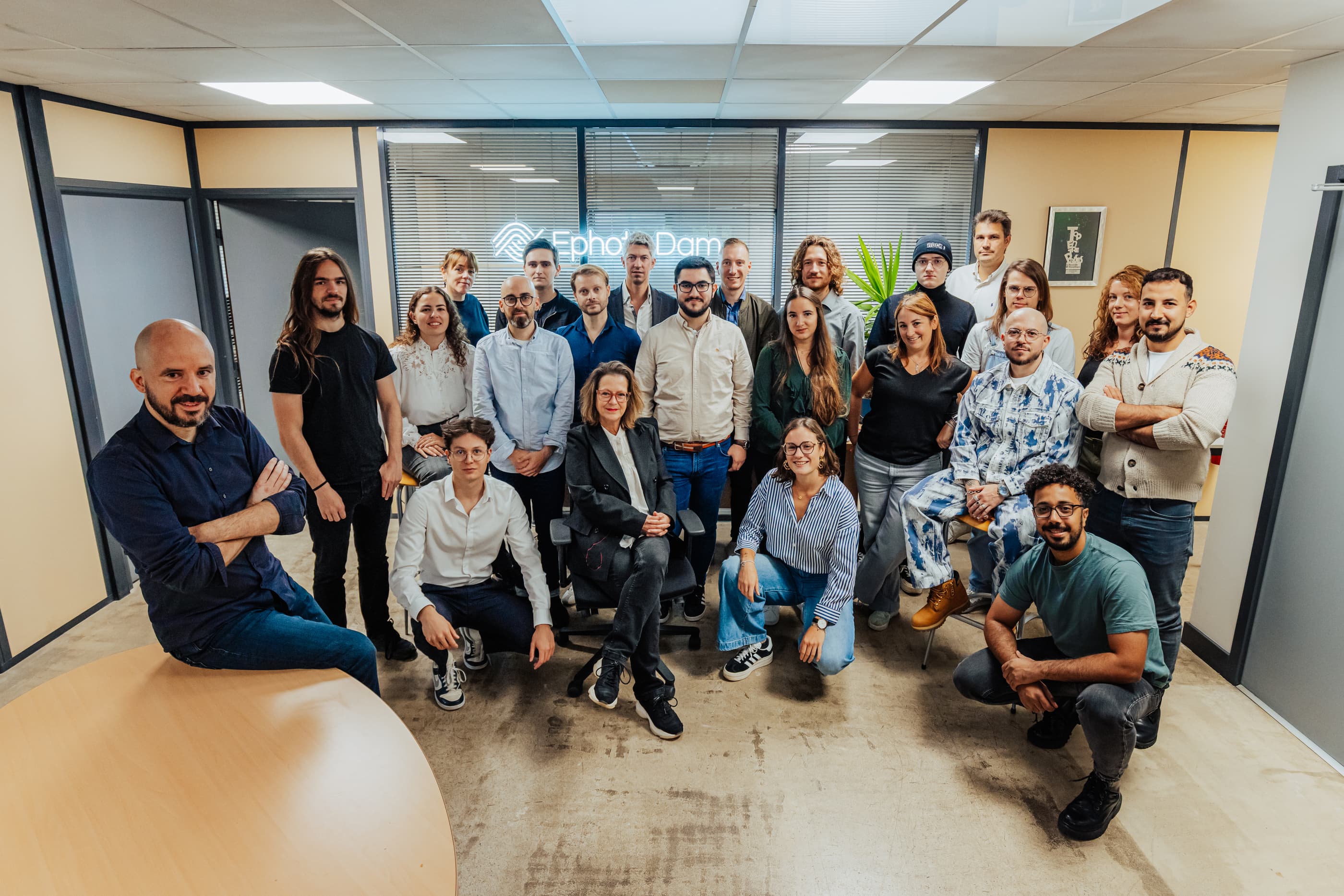 Photo de l'ensemble de l'équipe Ephoto Dam