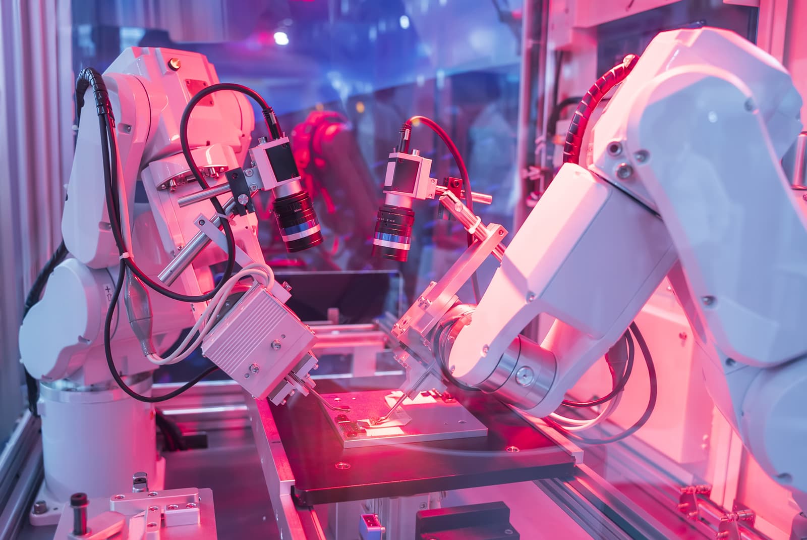 Machine industrielle qui travaille en autonomie